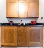 Upper Berkeley Street Flats