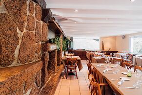 Logis Auberge de Pont Calleck