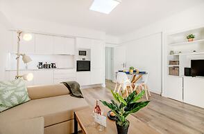 Lisbon Stay at Santo António Flat