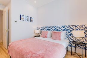 Life is Good in Lisbon Baixa Apartment