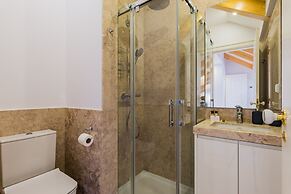 Life is Good in Lisbon Baixa Apartment