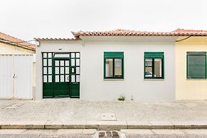 Espinho Beach 4 Stays Apartment