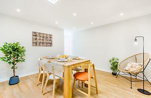 Espinho Beach 4 Stays Apartment