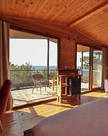 Rocas Roja Beach Hotel