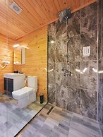 Rocas Roja Beach Hotel