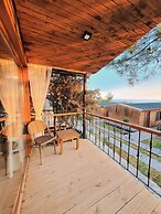 Rocas Roja Beach Hotel