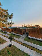 Rocas Roja Beach Hotel