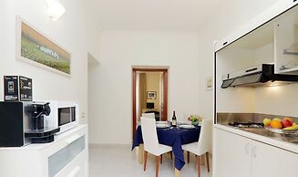 Domus Valentina Apartment