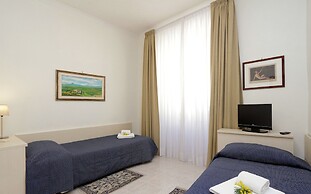 Domus Valentina Apartment