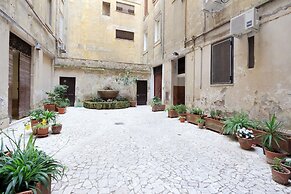 LuckyDomus Esquilino apartment