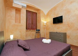 LuckyDomus Esquilino apartment