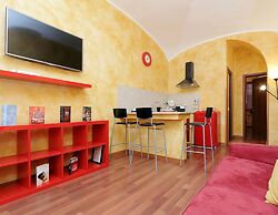 LuckyDomus Esquilino apartment