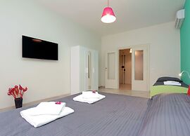 Lucky Domus Vatican apartment