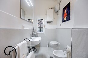 HI River View apartment