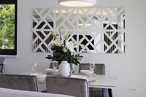 Modena Maris Apartments