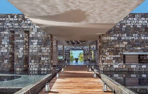 Anantara Iko Mauritius Resort & Villas