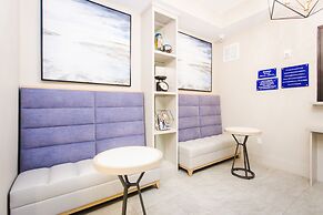 Palace Inn Blue Federal Road