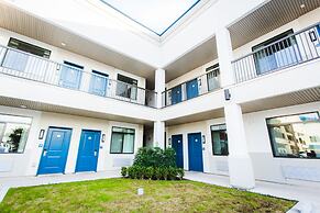 Palace Inn Blue Federal Road