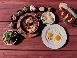 THE GUTMAN TLV - Neve Tzedek