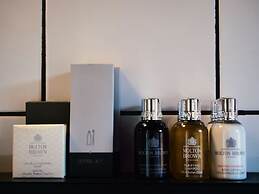 THE GUTMAN TLV - Neve Tzedek