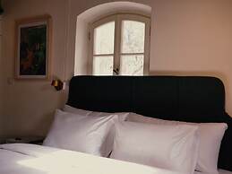 THE GUTMAN TLV - Neve Tzedek