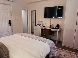 THE GUTMAN TLV - Neve Tzedek