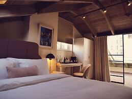 THE GUTMAN TLV - Neve Tzedek