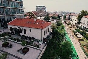 THE GUTMAN TLV - Neve Tzedek