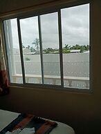 Tropicana Motel & Backpackers