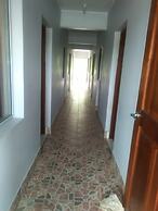 Tropicana Motel & Backpackers