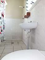 Tropicana Motel & Backpackers