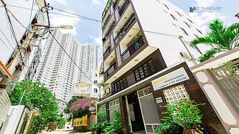 Donald Service Apartment