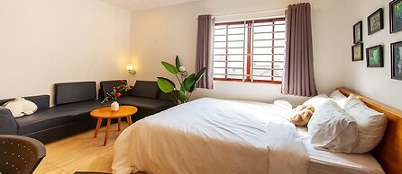 Donald Service Apartment