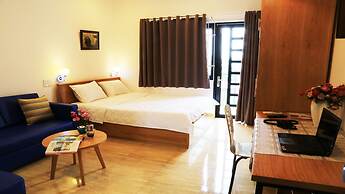 Donald Service Apartment