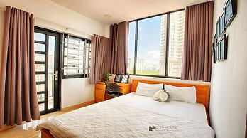 Donald Service Apartment