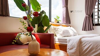 Donald Service Apartment