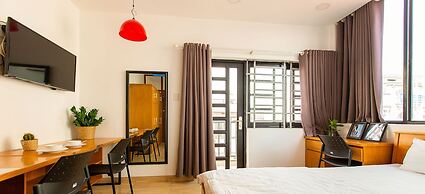 Donald Service Apartment