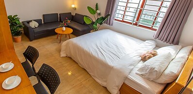 Donald Service Apartment