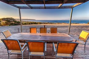 Antechamber Bay Retreats