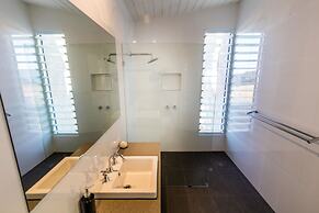 Antechamber Bay Retreats