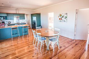 Antechamber Bay Retreats