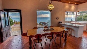 Antechamber Bay Retreats