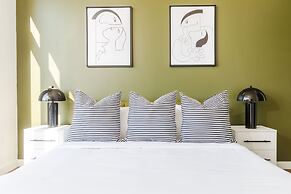 Ny Finest Luxury Apartment