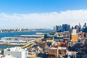 Ny Finest Luxury Apartment