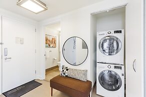 Ny Finest Luxury Apartment