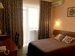 Cronwell Nika Center