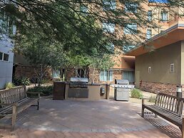 Staybridge Suites Scottsdale - Talking Stick, an IHG Hotel