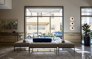 ZUR Studios & Suites