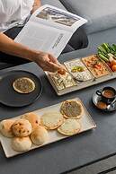 ZUR Studios & Suites