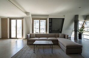 ZUR Studios & Suites